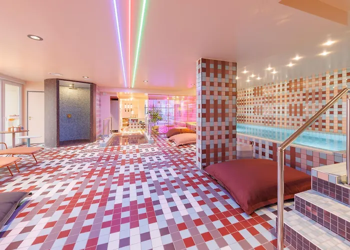 Aiden By Best Western Clermont-Ferrand - Le Magnetic Hotel & Spa